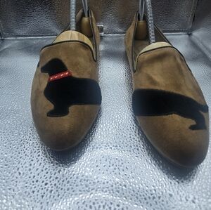 Wonder Brown vegan Loafers with Black Dashhound Dog Design